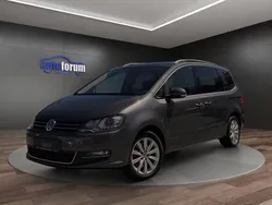 Grau Gebraucht 2012 VW Sharan Highline Van / Kleinbus | 10.990 € (Fairer Preis)