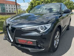Nero vulcano Gebraucht 2017 Alfa Romeo Stelvio Super SUV | 22.900 € (Teuer)