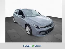 Mondsteingrau Gebraucht 2024 VW Golf VIII Style Limousine | 30.250 € (Fairer Preis)