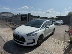 Weiß Gebraucht 2012 Citroën DS5 So Chic Kleinwagen | 7.200 € (Teuer)