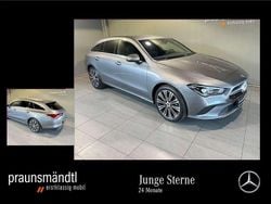 Grau Gebraucht 2023 Mercedes CLA200 Progressive Limousine | 31.900 € (Guter Preis)