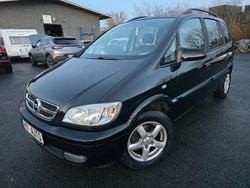 Schwarz Gebraucht 2005 Opel Zafira Elegance Van / Kleinbus | 2.347 € (Guter Preis)