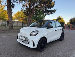 Schwarz Gebraucht 2021 Smart ForFour Electric Drive Limousine | 9.450 € (Fairer Preis)