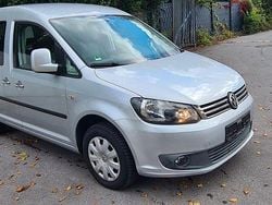 Silber Gebraucht 2010 VW Caddy Comfortline Van / Kleinbus | 4.900 € (Guter Preis)