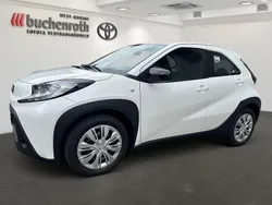 Super white 2 Neu 2025 Toyota Aygo Business Edition Kleinwagen | 19.490 €