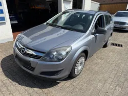 Grau Gebraucht 2010 Opel Astra Kombi | 2.600 € (Superpreis)