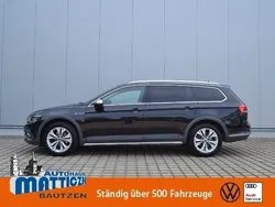 Deep black perleffekt (metallic) Gebraucht 2020 VW Passat Alltrack R Kombi | 19.890 € (Fairer Preis)
