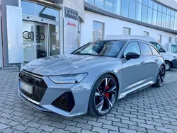 Grau Gebraucht 2022 Audi RS6 Kombi | 105.000 €
