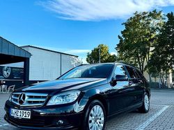 Schwarz Gebraucht 2009 Mercedes C220 Kombi | 6.000 € (Fairer Preis)
