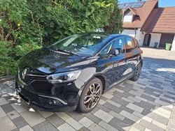 Schwarz Gebraucht 2016 Renault Scénic III Intens SUV | 15.000 €