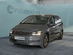 Grau Gebraucht 2024 VW Touran Move Van / Kleinbus | 36.640 € (Fairer Preis)
