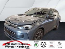 Delfingrau metallic Gebraucht 2025 VW Tiguan Goal SUV | 36.928 €