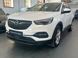 Weiß Gebraucht 2021 Opel Grandland X SUV | 19.900 € (Guter Preis)