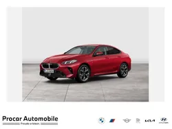 Fire red metallic Neu 2025 BMW 220 Sport Line Coupé | 39.199 € (Superpreis)
