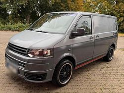 Grau Gebraucht 2006 VW T5 Van | 6.000 € (Guter Preis)