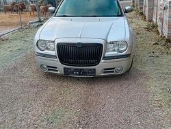 Silber Gebraucht 2004 Chrysler 300C Kombi | 1.650 €