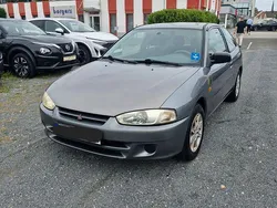 Grau Gebraucht 1998 Mitsubishi Colt Limousine | 2.300 € (Teuer)