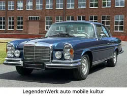 Hellblau metallic Gebraucht 1972 Mercedes 280 SE Coupé | 52.900 €