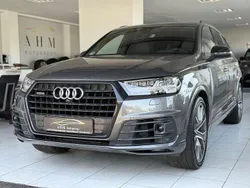 Grau Gebraucht 2019 Audi Q7 S-Line SUV | 51.990 € (Teuer)