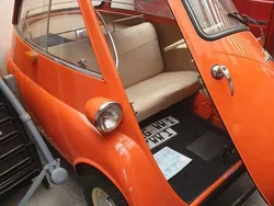 Rot Gebraucht 1959 BMW Isetta Coupé | 18.999 €