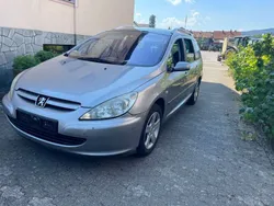 Beige Gebraucht 2003 Peugeot 307 Kombi | 1.300 € (Fairer Preis)