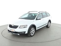 Weiß Gebraucht 2015 Skoda Octavia Scout 4x4 Kombi | 17.350 € (Etwas zu teuer)