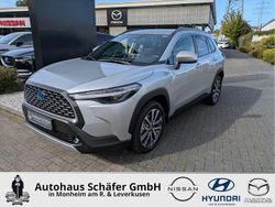 Silber Gebraucht 2022 Toyota Corolla Cross Team SUV | 28.885 € (Fairer Preis)