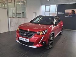 Rot Gebraucht 2021 Peugeot 2008 GT SUV | 18.990 € (Etwas zu teuer)
