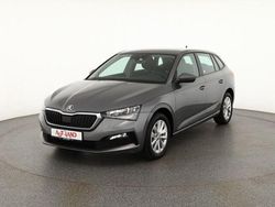 Grau Gebraucht 2023 Skoda Scala Kleinwagen | 19.890 €