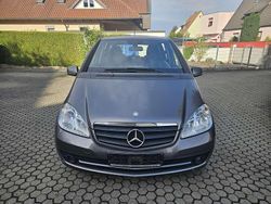 Grau Gebraucht 2010 Mercedes A180 Edition Limousine | 7.000 € (Fairer Preis)