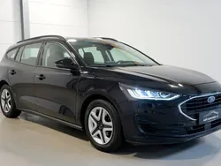 Schwarz Gebraucht 2023 Ford Focus Cool & Connect Kombi | 17.700 € (Guter Preis)