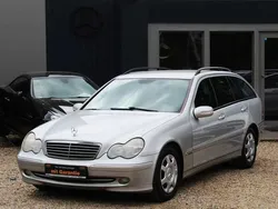 Silber Gebraucht 2003 Mercedes C180 Avantgarde Kombi | 2.500 € (Fairer Preis)