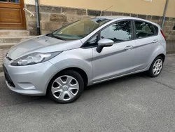 Silber Gebraucht 2011 Ford Fiesta Kleinwagen | 3.900 € (Fairer Preis)