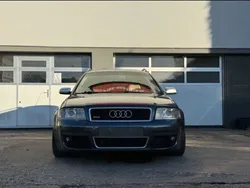 Grau Gebraucht 2002 Audi RS6 Sport Kombi | 17.450 € (Etwas zu teuer)