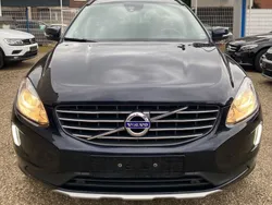Blau Gebraucht 2016 Volvo XC60 Momentum SUV | 12.990 € (Superpreis)