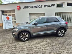 Grau Gebraucht 2021 VW T-Roc Active SUV | 21.990 € (Guter Preis)