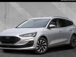 Silber Gebraucht 2024 Ford Focus Titanium Kombi | 25.230 € (Guter Preis)