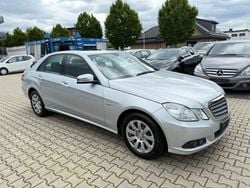 Silber Gebraucht 2010 Mercedes E220 Limousine | 8.990 € (Superpreis)