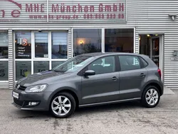 Grau Gebraucht 2011 VW Polo Highline Limousine | 9.490 € (Etwas zu teuer)