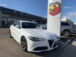Weiß Gebraucht 2017 Alfa Romeo Giulia Super Limousine | 19.900 € (Fairer Preis)