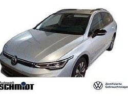 Oyster silver metallic Gebraucht 2025 VW Golf VIII Goal Kombi | 25.798 € (Superpreis)