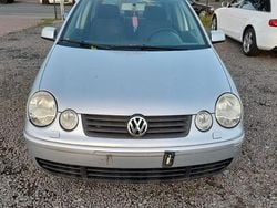 Grau Gebraucht 2003 VW Polo Comfortline Limousine | 580 € (Guter Preis)