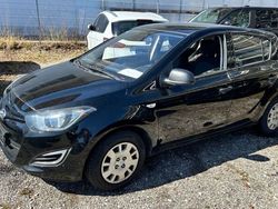 Schwarz Gebraucht 2013 Hyundai i20 Edition Limousine | 2.990 € (Guter Preis)