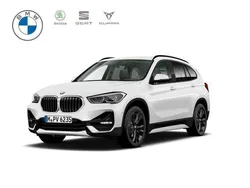 Weiss Gebraucht 2021 BMW X1 Sport Line SUV | 30.850 € (Teuer)