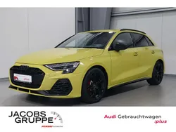 Pythongelb metallic Gebraucht 2024 Audi S3 Ambiente Limousine | 45.320 € (Superpreis)