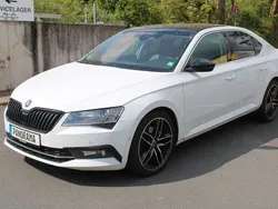 Weiß Gebraucht 2015 Skoda Superb Style Limousine | 16.800 € (Etwas zu teuer)