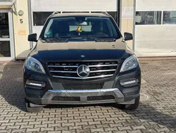 Obsidianschwarz metallic Gebraucht 2012 Mercedes ML350 SUV | 12.700 € (Guter Preis)