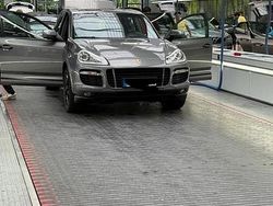 Grau Gebraucht 2008 Porsche Cayenne GTS SUV | 15.500 € (Etwas zu teuer)