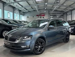Grau Gebraucht 2020 Skoda Octavia Style Kombi | 16.980 € (Guter Preis)