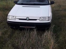 Weiß Gebraucht 1997 Skoda Felicia Kombi | 600 €